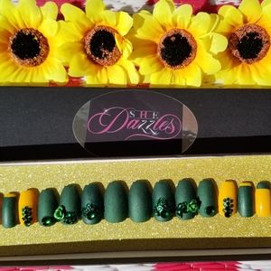Full fit press on nails
